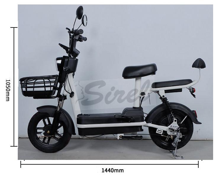 R8 8371 Skúter Phantom pre dve osoby čiernobiely 350W 30-40km