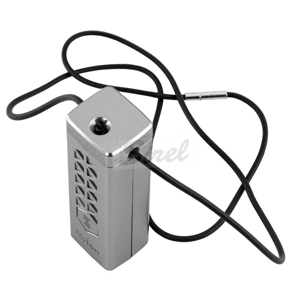 MyIon® (ION-01) v elegantnom striebornom prevedení, osobný ionizátor,